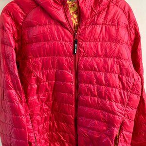 Keith Haring Puffer Jacket UNIQLO SPRZ NY MoMa Ultra Light Down Red Size Small